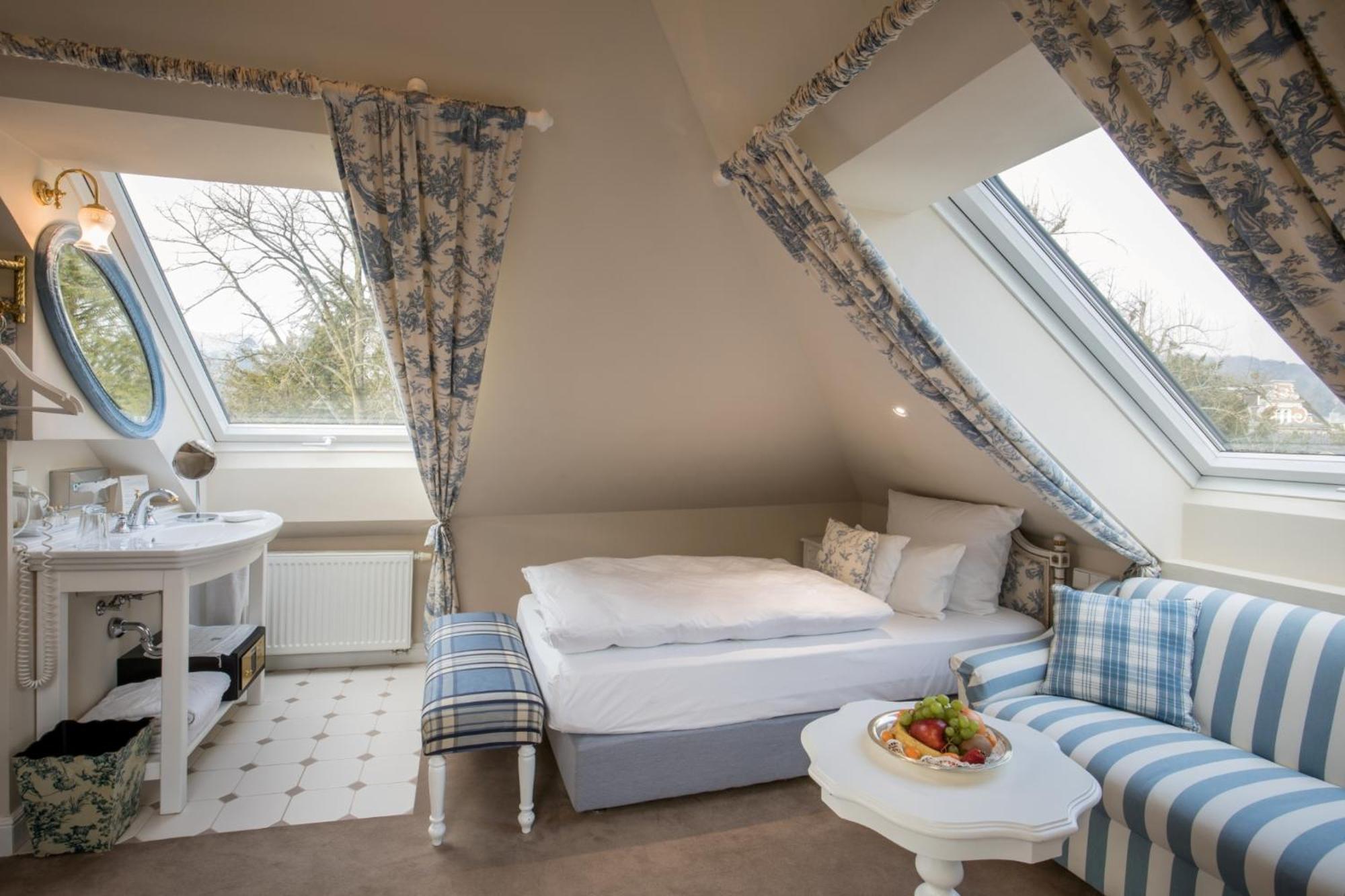 Comfort Twin Room