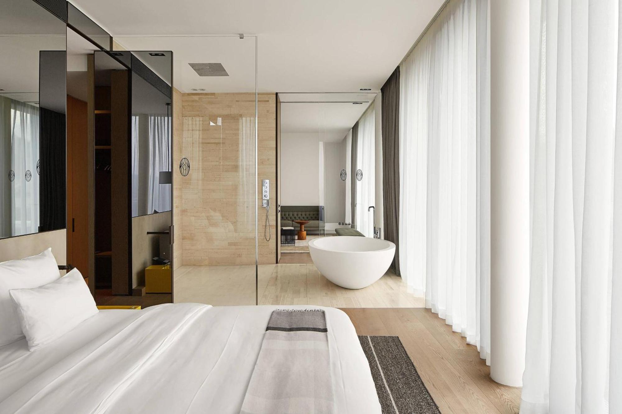 Suite 1 Chambre Lit King-Size Prestige avec Balcon - Étage Supérieur